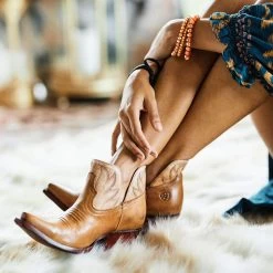 Ariat Women's Hazel Western Boot 15 Ariat Women's Hazel Western Boot -Ariat Store 10040394 lifestyle